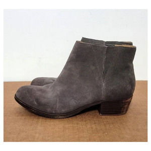 Lucky Brand Benissa Gray Suede Ankle Booties Womens Size 7 Stretch Side Shoes